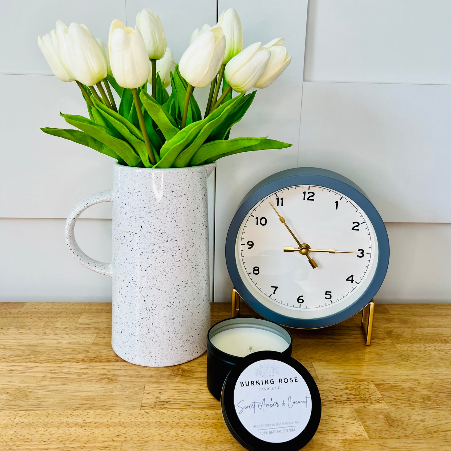 Sweet Amber & Coconut Candle